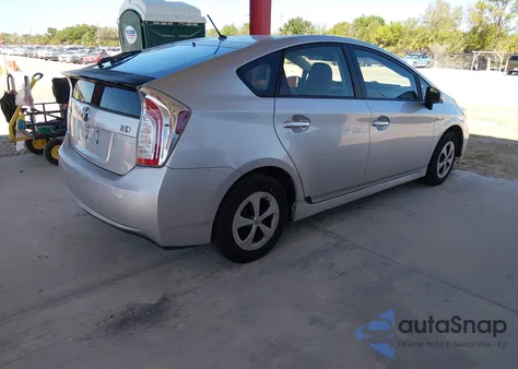 2013 Toyota Prius Two z USA, uszkodzony, nr VIN JTDKN3DU9D5572220